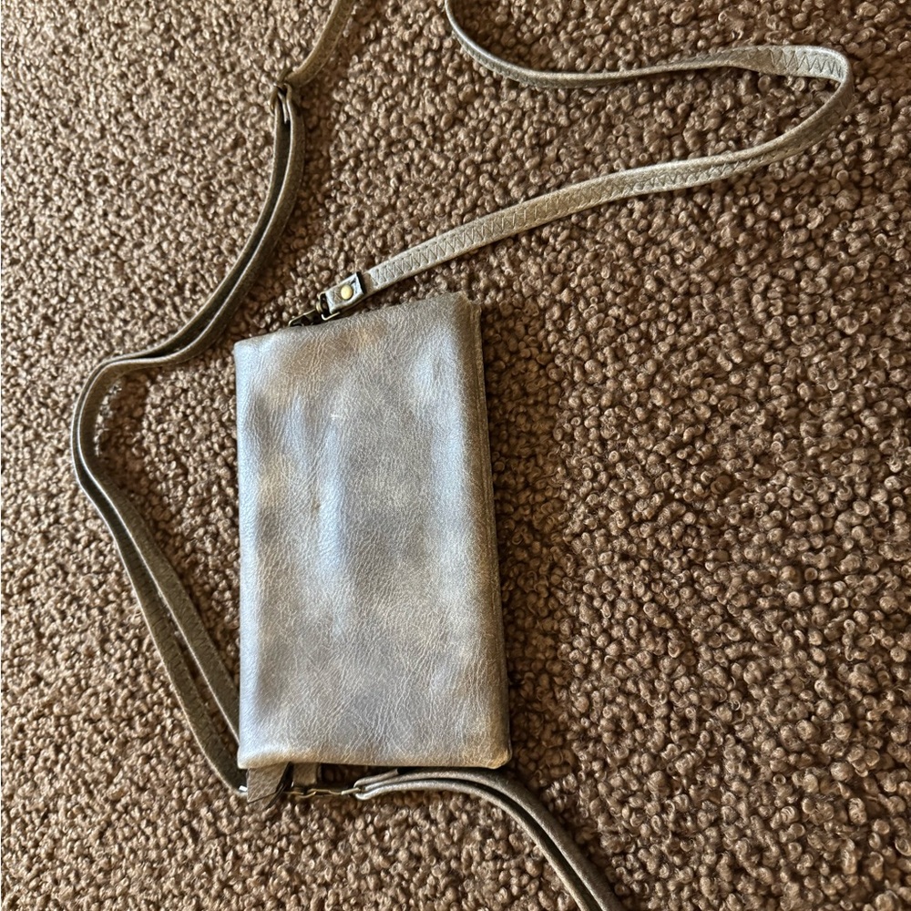 Crossbody - Picture 2 of 3